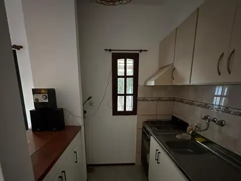 Depto Tipo Casa 3 ambientes con 2 baños