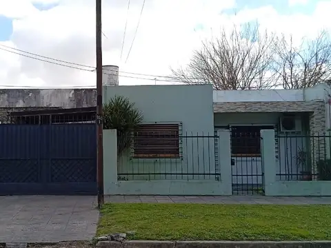 ALQUILER DE CASA EN BURZACO