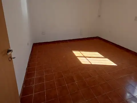 OFICINAS - PLANTA DIVIDIDA - ZONA CENTRO, PRESIDENTE ROQUE SÁENZ PEÑA