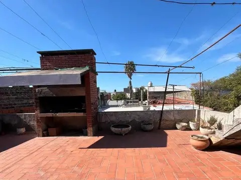 Casa en Alquiler al Oeste