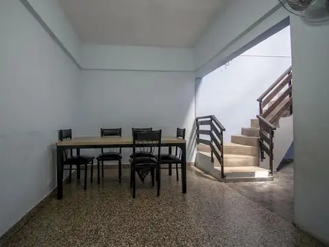 Depto Tipo Casa en Venta de 4 dormitorios
