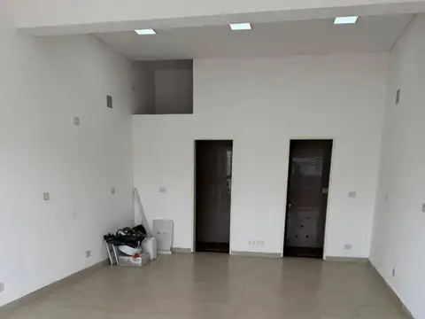 Almirante Brown al 700