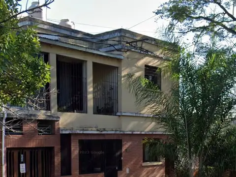 Casa céntrica de 2 dormitorios en planta alta