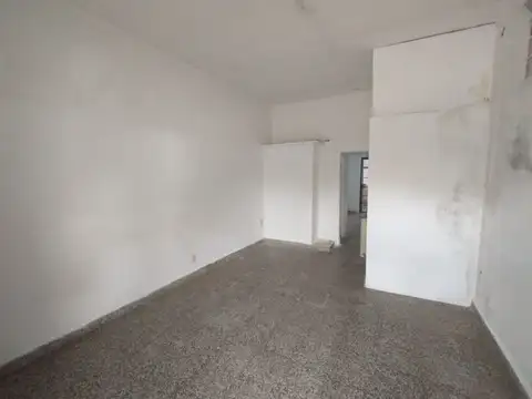 Local en Alquiler en Castelar Sur, $ 250.000