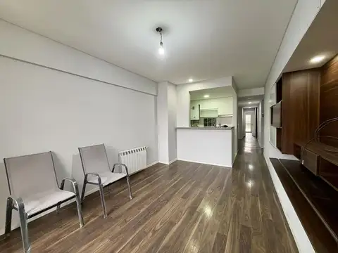 VENTA DEPARTAMENTO 1 DORMITORIO CON PATIO Y COCHERA ABASTO