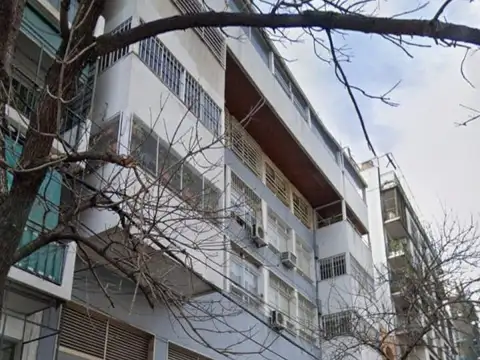 Cochera en venta - 16Mts2 - Flores Norte