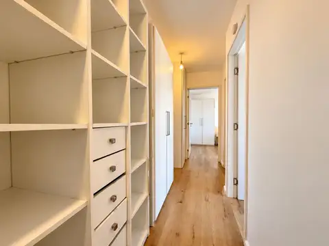 Departamento en Alquiler con 1 cocheras