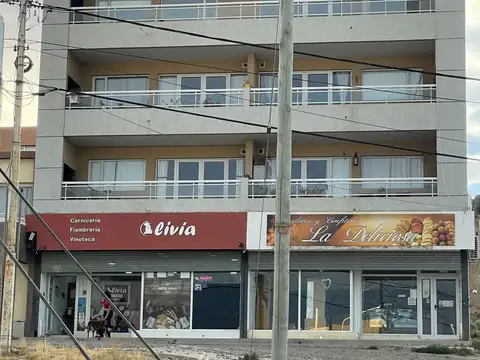 ALQUILER VENTA PERMUTA LOCAL 90 M2 VISTA HERMOSA, CALETA