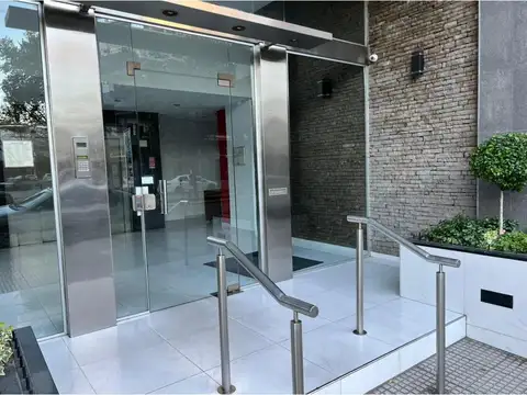 Alquiler 3 amb al frente Bldv. Ramón Falcón 5500 Villa Luro