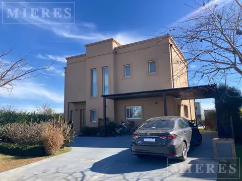 Casa en venta El Cantón Barrio Puerto sobre lote Interno