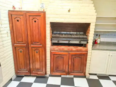 Casa 6 ambientes en San Cristóbal