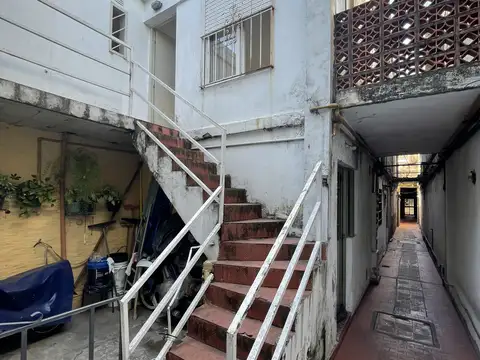 Oportunidad Única SIN EXPENSAS: PH de 1 Dormitorio a pasos de Pichincha y Facultades