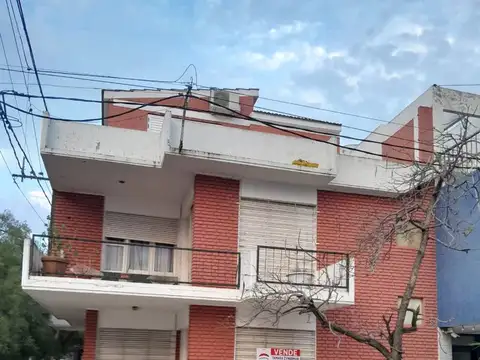 EN VENTA CASA EN EL CENTRO DE V,MARIA C/ASCENSOR