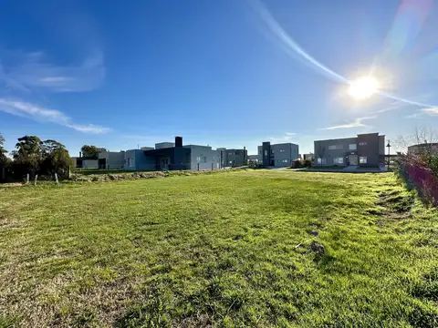 Terreno en Venta 20  mts Frente