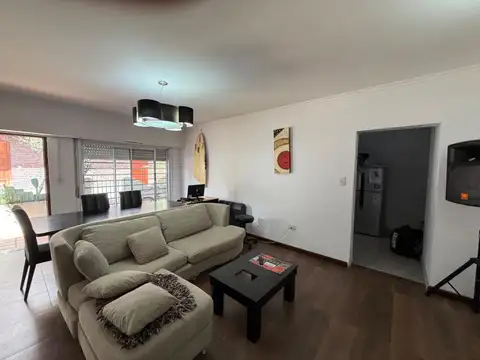 Venta excelente casa tipo PH Florencio Varela