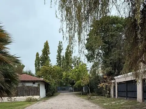 BARRIO HUERTO DEL SOL, CHACRAS DE CORIA