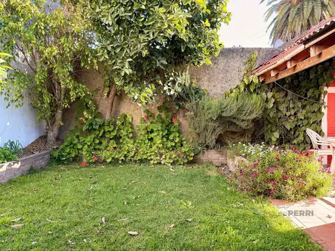 Depto Tipo Casa en Venta en Los Hornos, USD 50.000