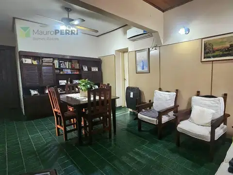 Depto Tipo Casa en Venta con 2 cocheras