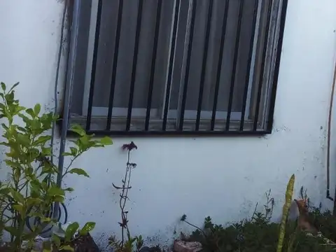Depto Tipo Casa en Venta en Haedo, USD 75.000