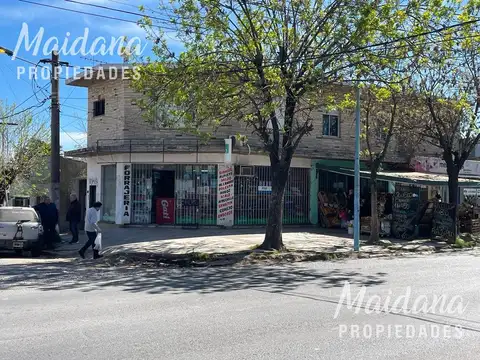 Oportunidad de Inversión! Locales y Oficinas en Belén De Escobar