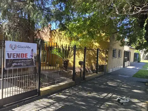 Casa en venta en Temperley