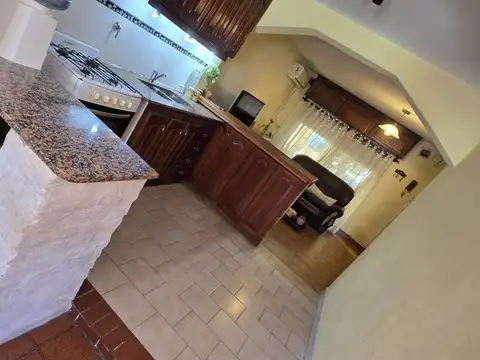 Casa en Venta en Temperley, USD 75.000