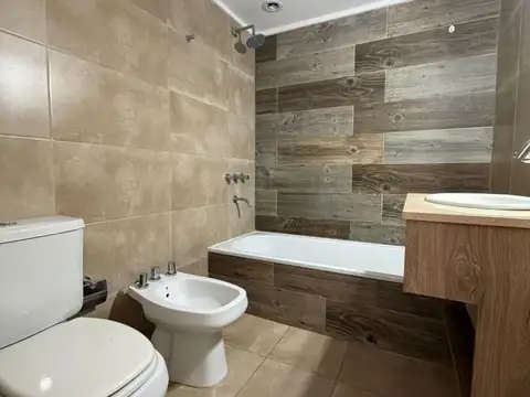 Departamento en Alquiler con 1 cocheras