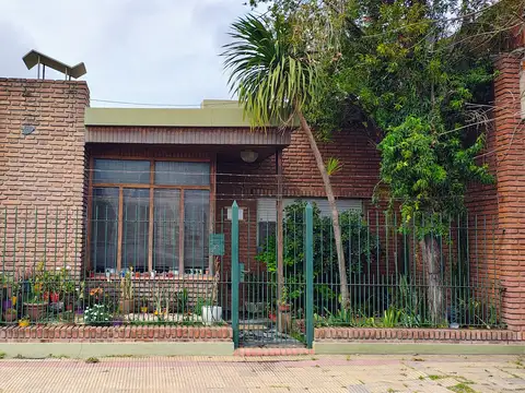 Casa en Venta en Ensenada [Cod: 2838-4]