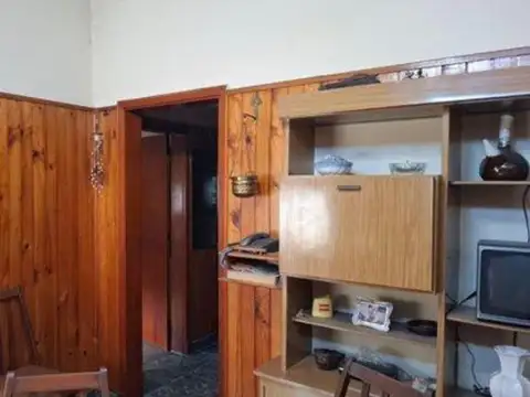 Depto Tipo Casa en Venta en Temperley, USD 54.000