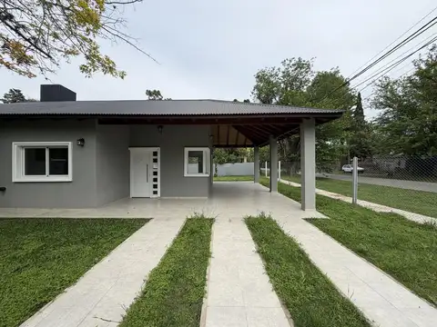 Casa 4 ambientes con 1 baño