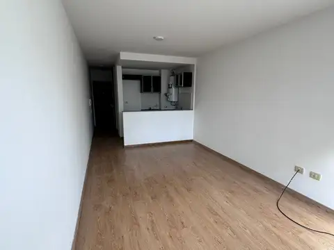 Departamento en Alquiler en Echesortu, $ 400.000