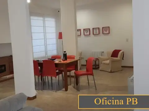 Casa en Venta con 4 cocheras