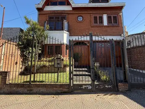 CHALET EN VENTA EN R. CALZADA