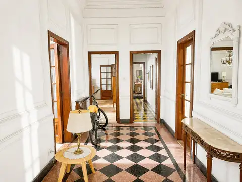 Av Segurola 3600