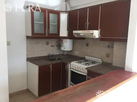 Alquiler departamento 2 ambientes con balcón en Wilde
