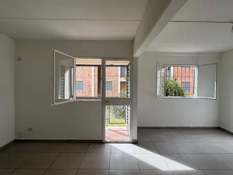 Departamento 4 ambientes con 1 baño