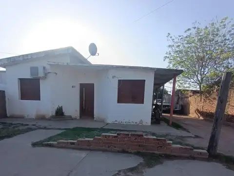 Se vende casa centro Villa Minetti