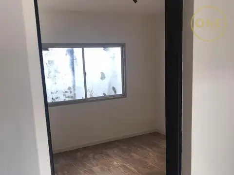Departamento en Alquiler en Tolosa, $ 600.000