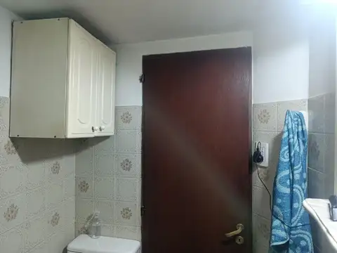 Casa Multifamiliar 8 Ambientes en Venta en Ituzaingó Norte!