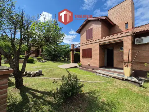 Casa en Venta en Los Estribos, USD 370.000