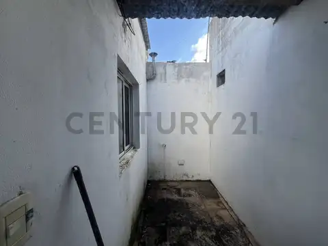 Departamento en Alquiler en Tolosa, $ 420.000