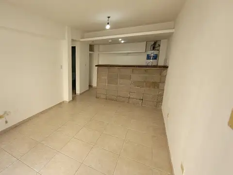 Departamento en Alquiler en Morón Sur, $ 450.000