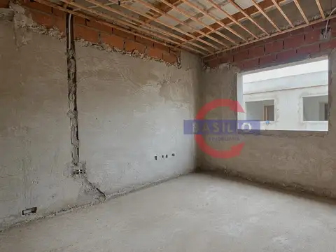 Casa 3 ambientes con 1 baño