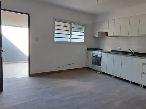 VENTA DUPLEX 3 AMBIENTES A ESTRENAR COCHERA PATIO