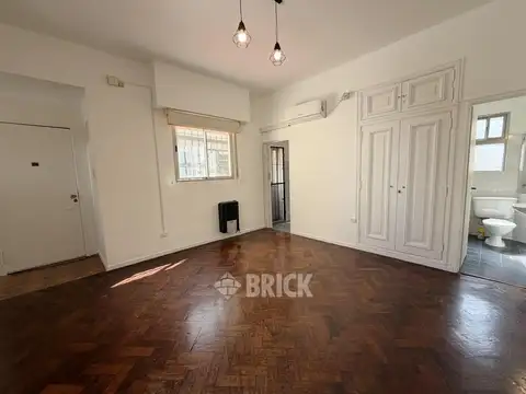 TIPO CASA SIN EXPENSAS EN ARENALES AL 2500 - 39 M2 TOTALES TODO A NUEVO TERRAZA PROPIA TODO EXTERNO