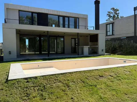 Casa en Alquiler al Noreste