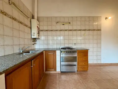 Venta casa jardin y pileta