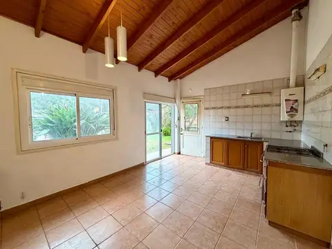 Venta casa jardin y pileta