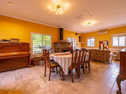 Casa en Venta de 5 dormitorios