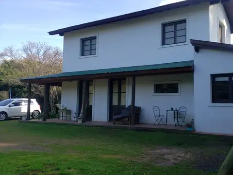 Calle 621 entre 548 y 549 100